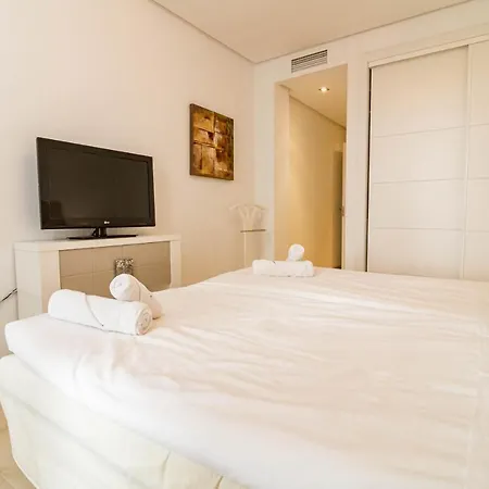 Tropical In Arqueros With Mountain Views And Private Garden Διαμέρισμα *